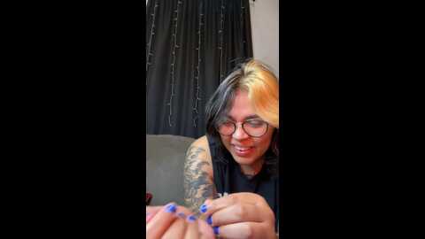 miacanela_xo @ stripchat on 20231015