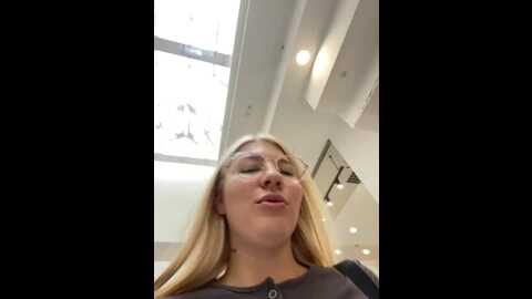 newlale @ stripchat on 20231015