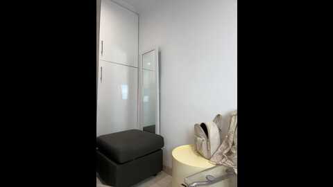 streetdoll @ stripchat on 20231015