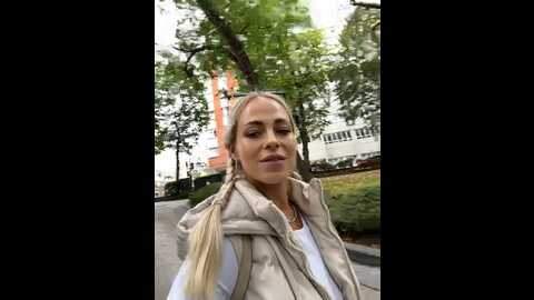 streetdoll @ stripchat on 20231015