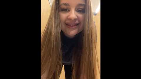 yourvalery @ stripchat on 20231015