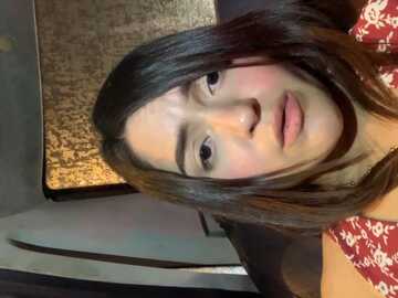 daniela_beltran @ stripchat on 20231016