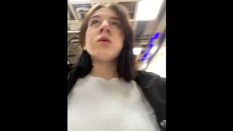 emmatraveler @ stripchat on 20231016