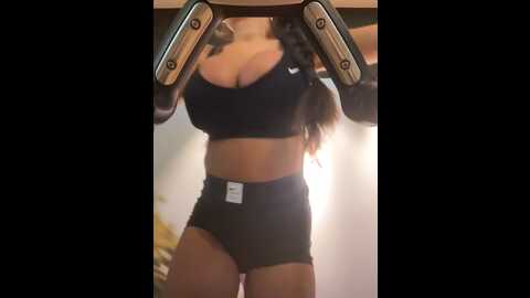 f3ckdolllucy @ stripchat on 20231016