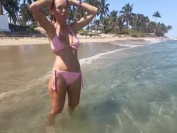 luna_natural @ stripchat on 20231016
