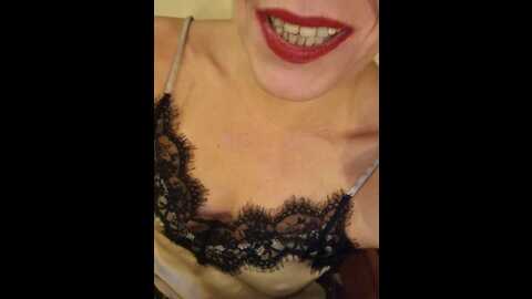 ladyscarlett_xk @ stripchat on 20231017