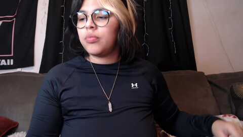miacanela_xo @ stripchat on 20231017