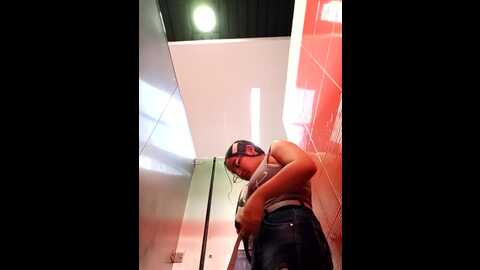 sweetsin2 @ stripchat on 20231017