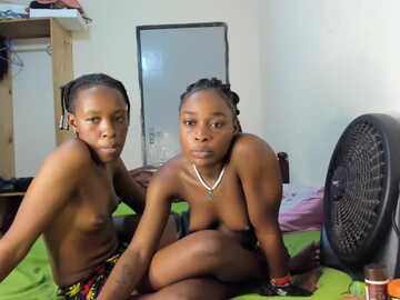 vee_sexy8 @ stripchat on 20231017