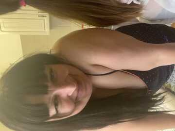 women_pleasures @ stripchat on 20231017