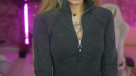 anabel_054 @ stripchat on 20231018