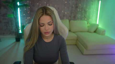 anabel_054 @ stripchat on 20231018