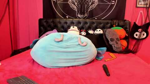 evilyn @ stripchat on 20231018