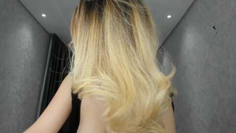 hiro_kai @ stripchat on 20231018