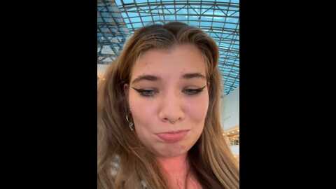 holy_tereza @ stripchat on 20231018