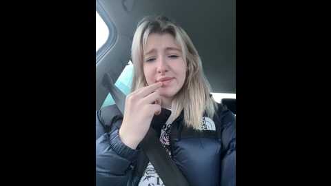 littlebitchess @ stripchat on 20231018