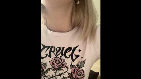 littlebitchess @ stripchat on 20231018