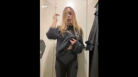 murrrgirl @ stripchat on 20231018