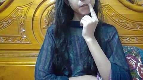 naylaah @ stripchat on 20231018