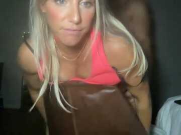 nickkoss22 @ stripchat on 20231018