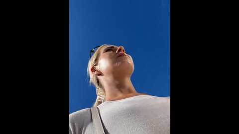 streetdoll @ stripchat on 20231018