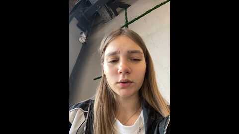 wow_dream @ stripchat on 20231018