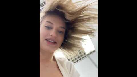 _angelari_ @ stripchat on 20231019