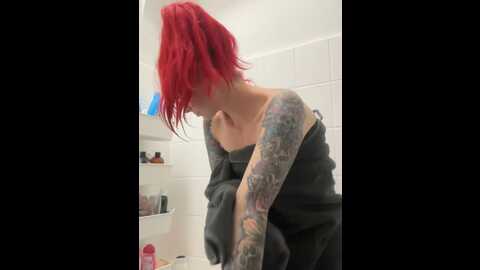 alina_lou @ stripchat on 20231019