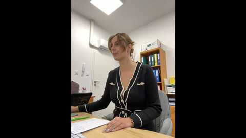 hii_lolla @ stripchat on 20231019