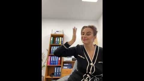 hii_lolla @ stripchat on 20231019