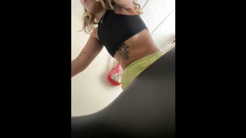 mila_morgan @ stripchat on 20231019