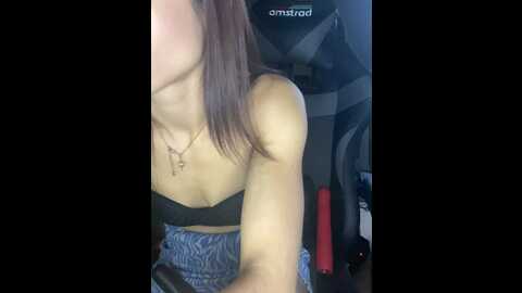 sarahqueen001 @ stripchat on 20231019