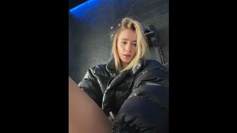 sssativa_model @ stripchat on 20231019