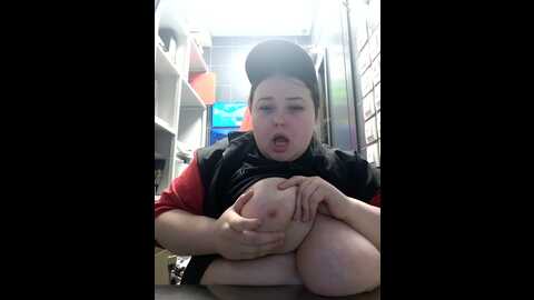 supper_brilliant @ stripchat on 20231019