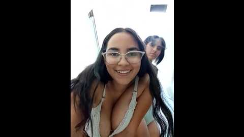 sweetsin2 @ stripchat on 20231019