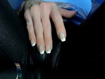 etwas_neugierig @ stripchat on 20231020