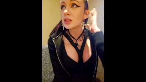 evilyn @ stripchat on 20231020
