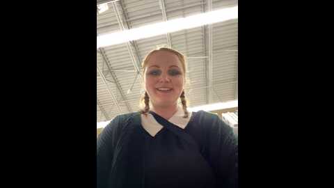 gingersnap33 @ stripchat on 20231020