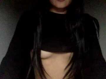 lamora7778 @ stripchat on 20231020
