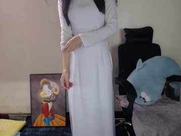 naomii_i @ stripchat on 20231020