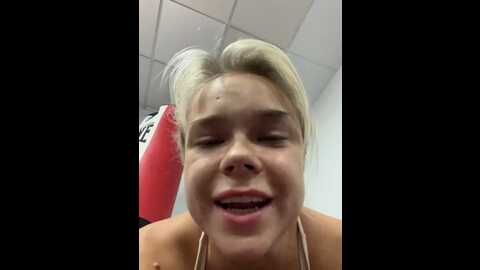 pennyprincess @ stripchat on 20231020