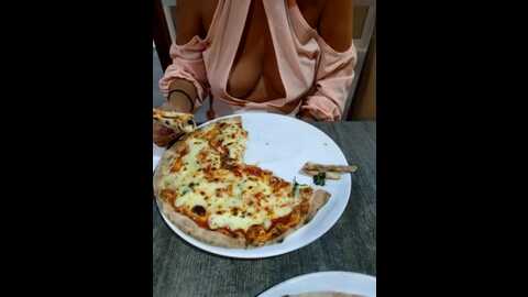 therealbeverlycious @ stripchat on 20231020