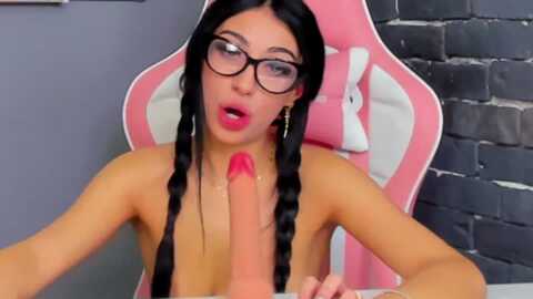 anais_bloom @ stripchat on 20231021