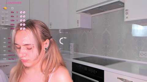 annahalicia @ stripchat on 20231021