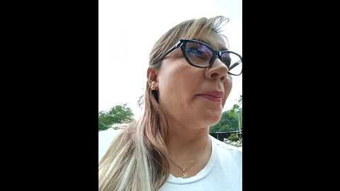 dianita_1988 @ stripchat on 20231021