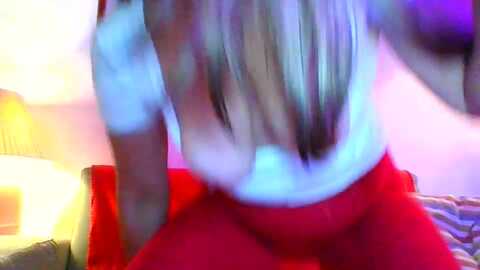 ladysquirt73 @ stripchat on 20231021