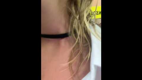 legally_blonde @ stripchat on 20231021