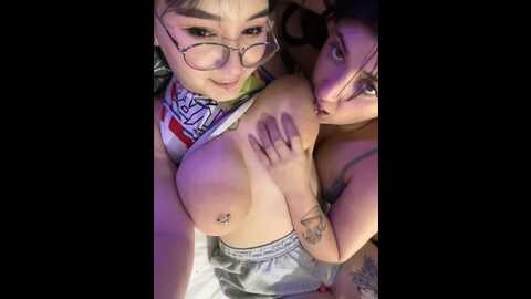 leilatinytraveler @ stripchat on 20231021