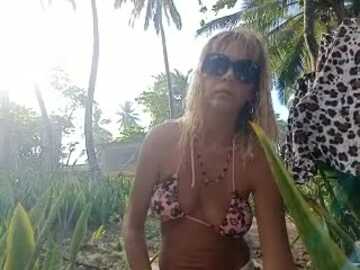 luna_natural @ stripchat on 20231021