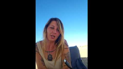 sheissomething @ stripchat on 20231021
